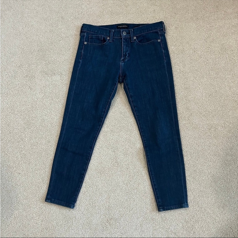 Banana republic premium denim skinny dark wash blue jeans 27P